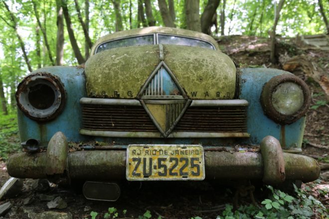 Autofriedhof Neandertal